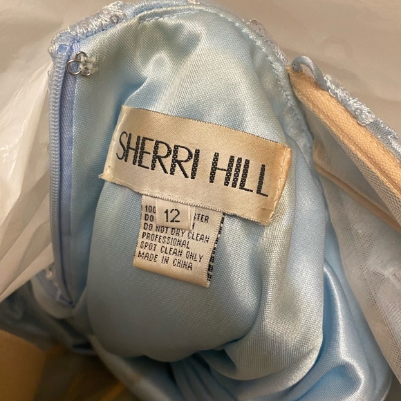 SHERRI HILL dress style #54275 - Picture 6 of 9